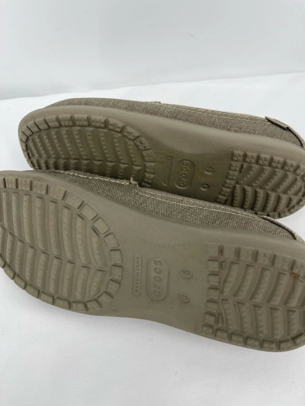 CROCS Boys  Slip-On Canvas Moccasins - Taupe SIZE J 5 UNISEX